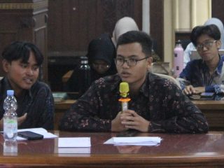 Di Bawah Bayang Seragam: Kekerasan Aparat dan Retaknya Legitimasi Institusi Penegak Hukum