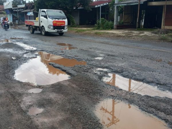 Pemprov Jateng Siapkan Rp2 Miliar Perbaiki Jalan Sekuro-Mlonggo 