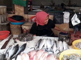 Harga Ikan di Pasar Puri Pati Naik Jelang Ramadan