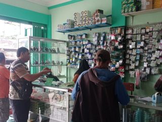 Musim Hujan Bawa Berkah, Penjual Alat Pancing di Pati Naik Omzet 