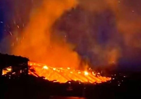 Si Jago Merah Lalap Gedung di SDN Kutoharjo 03 Pati