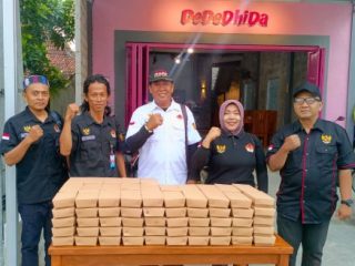 Tak Hanya Kawal Kebijakan, LP3 Rembang Turut Berbagi Berkah Ramadan