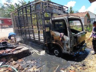 Polisi Ungkap Kronologi Kebakaran Hanguskan Truk dan Teras Rumah di Tambakromo 