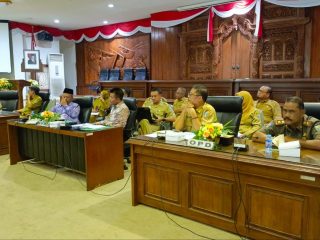 Audiensi Regulasi Toko Modern Rembang Ditunda, Ternyata Ini Alasannya