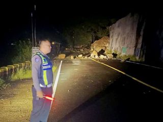 Bencana Longsor Lumpuhkan Akses Trenggalek-Ponorogo