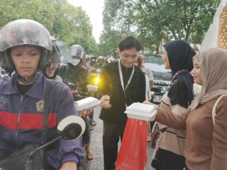 Forum Anak Pati Berbagi Berkah di Bulan Ramadan