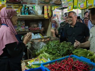 Gubernur Ahmad Luthfi Kembali Pantau Pasar Jelang Lebaran 