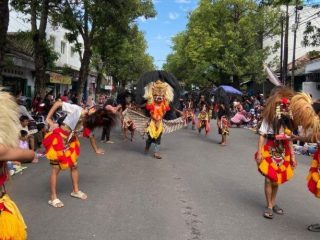 Gebyar Sedekah Laut dan Bumi Tasik Agung Rembang Satukan Ribuan Warga