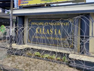 Jelang Sidang Aktivis AMPB, PN Pati Dipagari Kawat Berduri