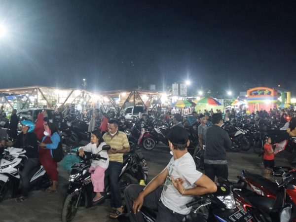 Tarif Parkir Kendaraan di Alun-alun Kembangjoyo Ramah di Kantong