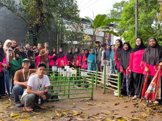 Solusi Apotek Hidup Mahasiswa KKN UINAM Dorong Kemandirian Kesehatan Dusun Ele