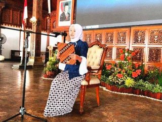 Sempat Kehilangan Suara, Siswi SMKN 3 Jepara Ini Sukses Juarai Lomba Baca Surat Kartini 