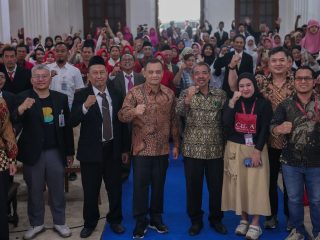 Gubernur Luthfi Dorong Belasan Ribu Pedagang Bakso di Jateng Naik Kelas Lewat Sertifikasi Halal