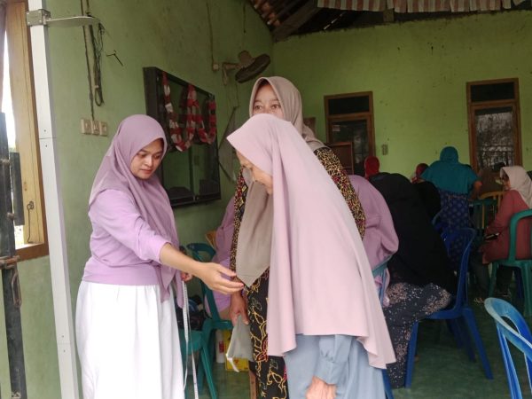 Puskesmas Kaliori Lakukan Uji Kualitas Udara dan Layanan Kesehatan Gratis