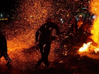 Merawat Tradisi, Perang Obor Tegalsambi Hadir dengan Wajah Baru 