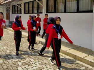Warga Kurang Mampu di Pati Bersyukur Sang Anak Difasilitasi Sekolah Rakyat