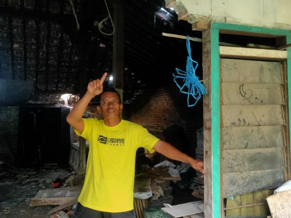 Rumah Seisinya Hancur Ditabrak Mobil SPPG, Beruntung Kakek Penghuni Selamat