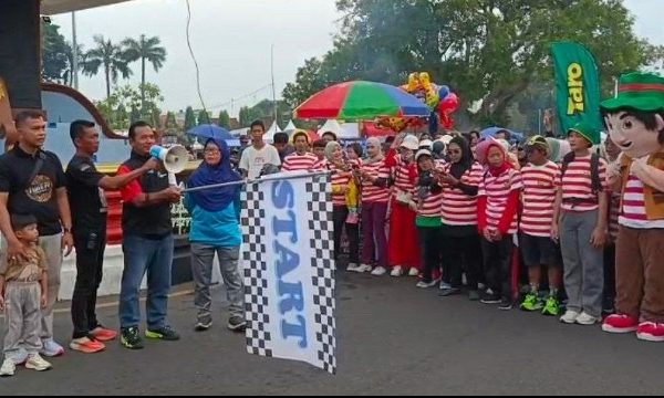 Karnaval Jalan Sehat di Jepara Sukses Sedot Ribuan Peserta