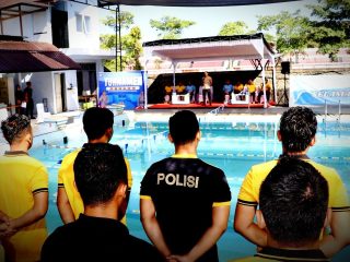 Polres Trenggalek Gelar Turnamen Renang Meriahkan Hari Bhayangkara ke-80
