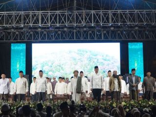 Gema Sholawat Majelis Gandrung Nabi Getarkan Jepara di Malam 1 Muharam 1448 H