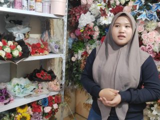 Masa Wisuda dan Kawinan, Pesanan Buket di Pati Membludak