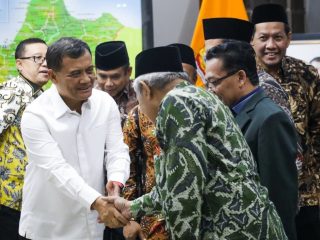 Gandeng 6 UIN se-Jateng, Ahmad Luthfi Genjot Sertifikasi Halal hingga Pengolahan Sampah