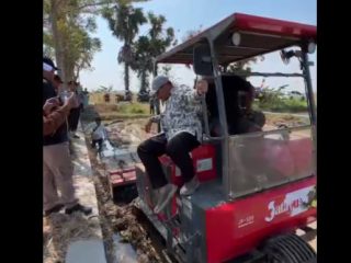 Gerakan Tanam Bersama Metode PM AAS di Rembang, Modifikasi Genjot Produktivitas Padi