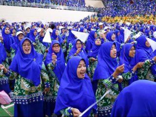 Bekerja dengan Hati di Tengah Gaji Pas-pasan, Gubernur Luthfi Sanjung Dedikasi Guru PAUD dan TK