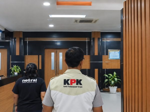 KPK Geledah Bea Cukai Kudus dan PT Djarum, Angkut Sejumlah Dokumen