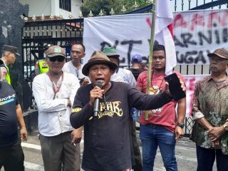 GMPP Geruduk Kantor Bupati Pati Usai Pencopotan Foto Sudewo di Lingkungan Dinas, Chandra: Kita Pasang Kembali