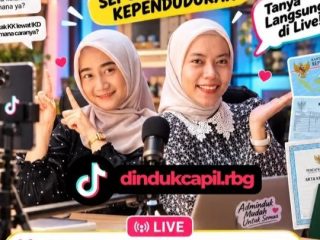 Dindukcapil Rembang Inovasi Layanan Lewat Live TikTok, Edukasi Adminduk Semakin Dekat dengan Warga