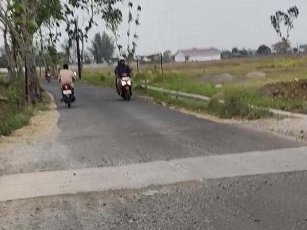 Usai Gorong-gorong Diperbaiki, Permukaan Ruas Jalan Bumiharjo Winong Malah Tidak Rata